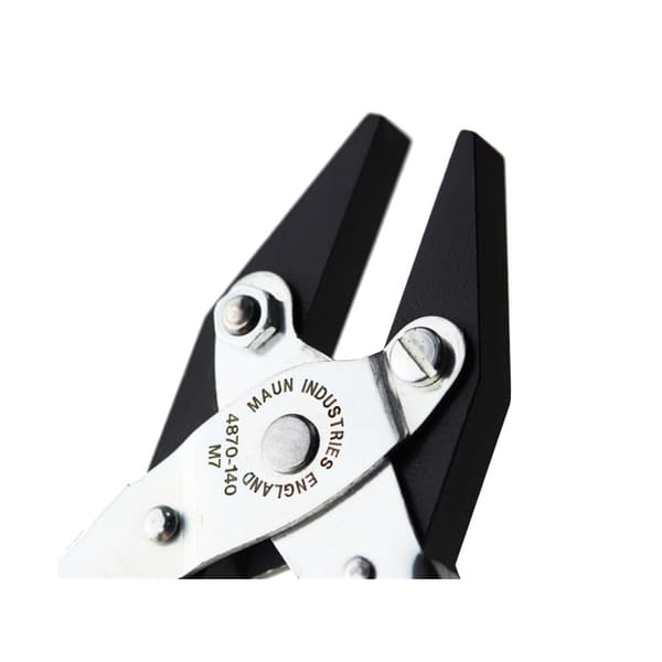 Maun Flat Nose Pliers, Smooth Jaws 140mm