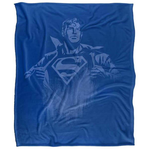 Superman Soft Touch Chest Logo Blanket