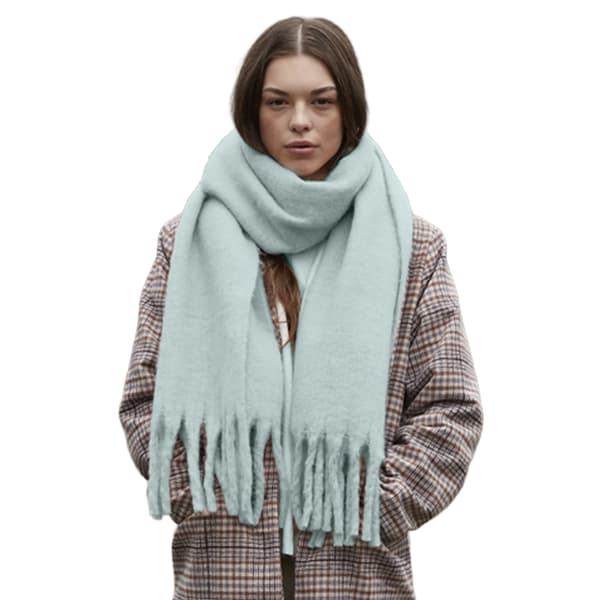 Beechfield Fluffy Scarf
