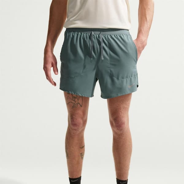 Nike Stride Löparshorts för Herr