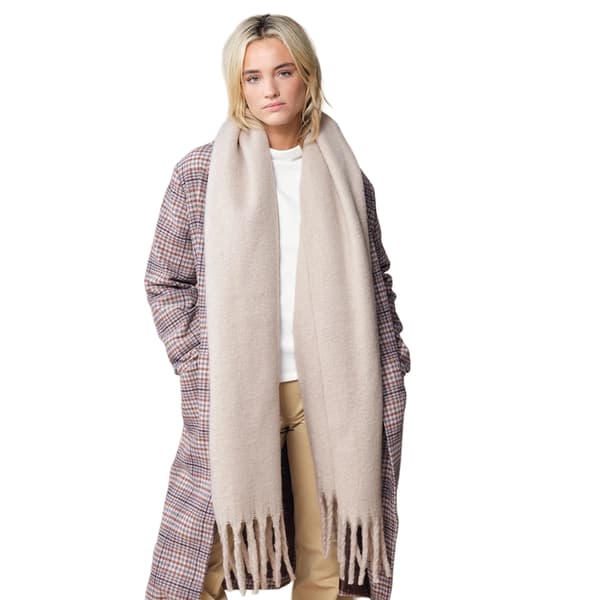 Beechfield Fluffy Scarf