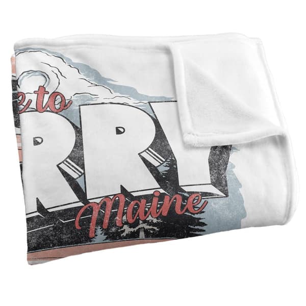 It: Welcome To Derry Station Wagon Graphic Print Throw