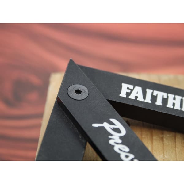 Faithfull Prestige Centrumssökare