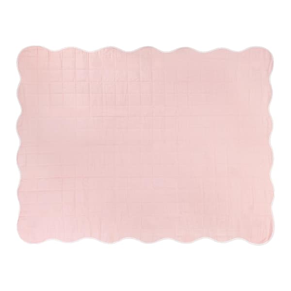 Furn Quilted Scalloped Bedspread
