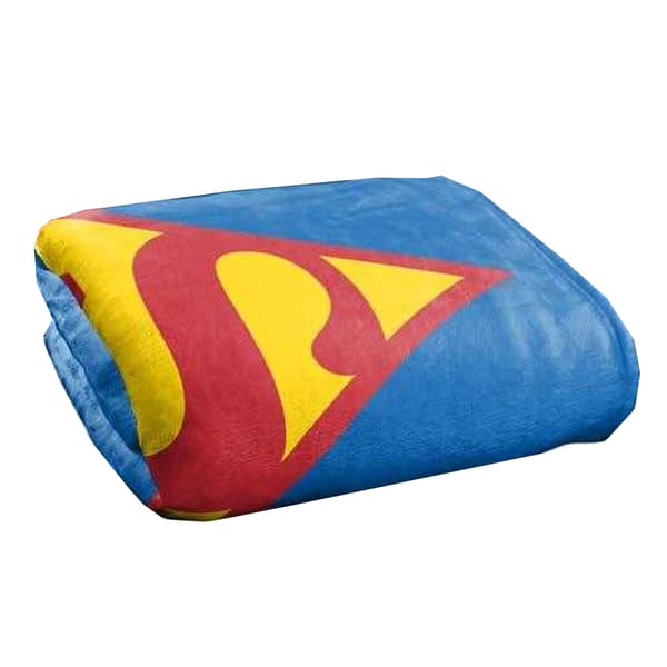 Superman 2021 Shield Blanket
