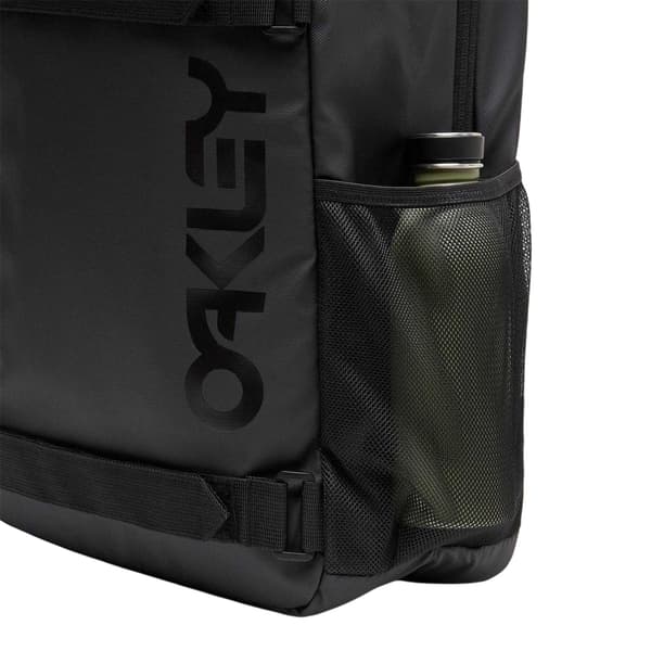 Oakley Logo Skateboarding 20L Backpack