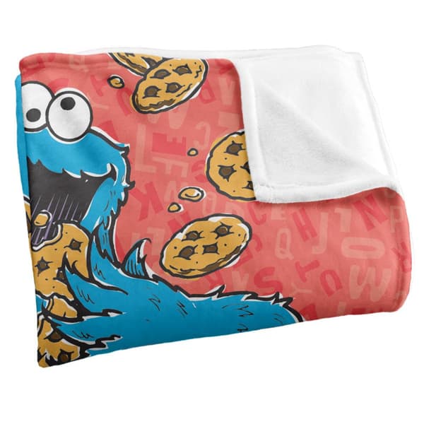Sesame Street Drawn Cookie Monster Blanket