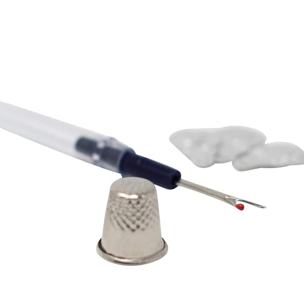 Korbond Thimble & 3 x Needle Threaders