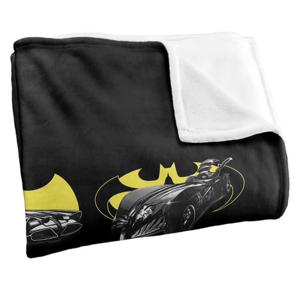 Batman Batmobile Polyester Soft Touch Blanket