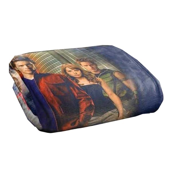 Smallville Cast Soft Touch Blanket