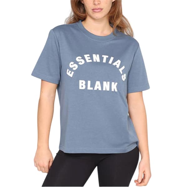 Blank Essentials Oversized Boyfriend T-shirt för damer