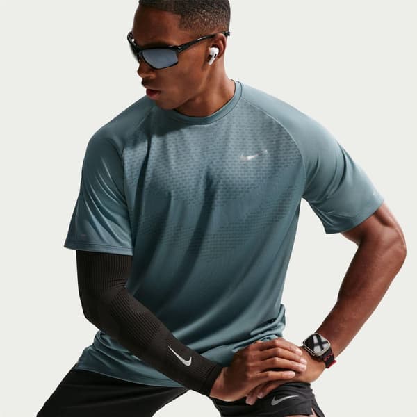 Nike Mens Stride Running Top
