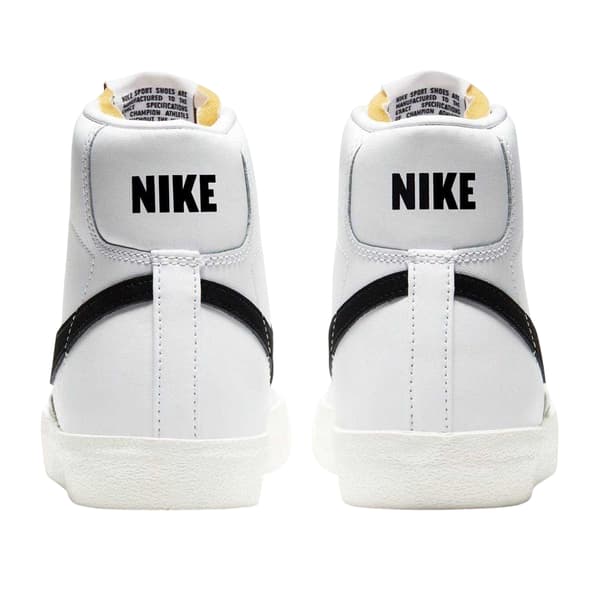 Nike Naisten Blazer 77 High Top -lenkkarit