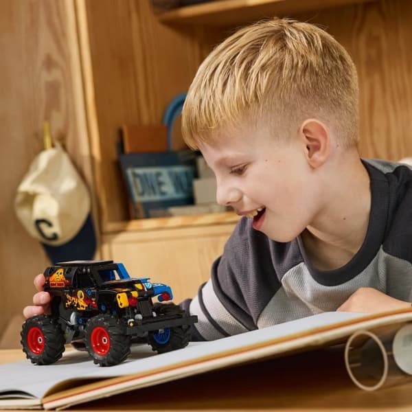 LEGO Technic 42219 Monster Jam Grave Digger - Eld och Is - Byggset från 7 år