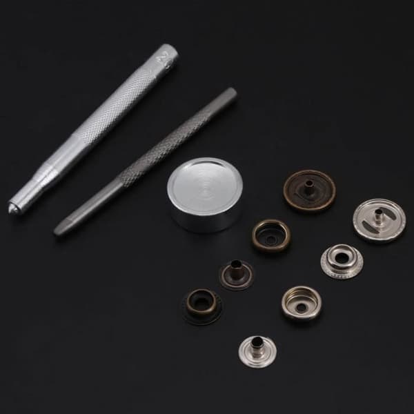 50 set Tryck på tryckknapp Tryckknappsknäppning 17 mm