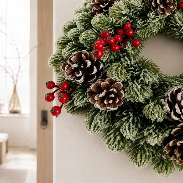 Christmas Wreath 33 cm – Snow Effect, Red Berries and Cones