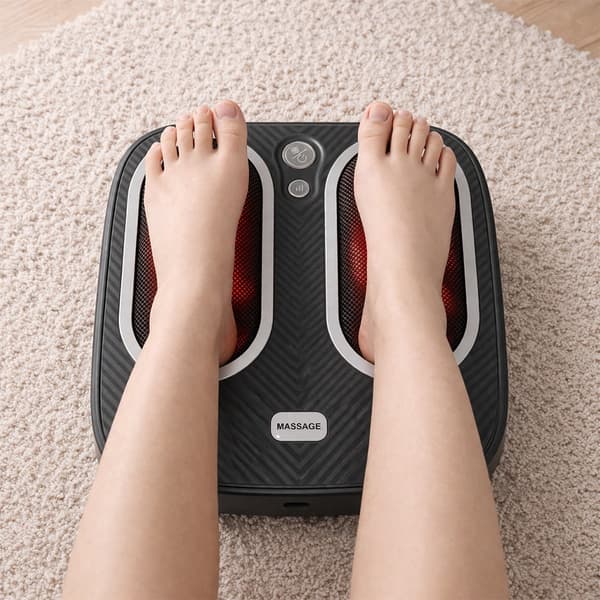 Foot massage with heat, vibration and rotating massage