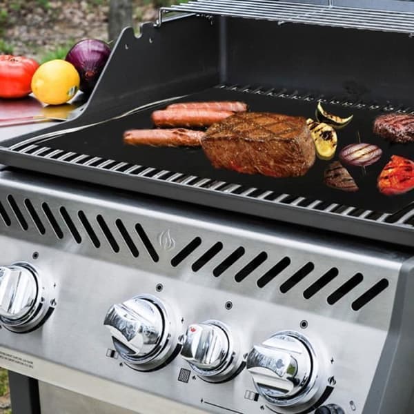 Sæt med 4 genanvendelige non-stick bageplader til gasgrill Sort