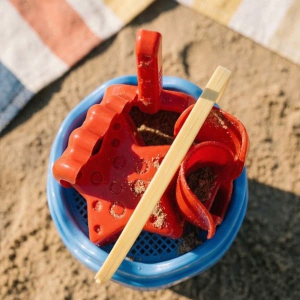 Strandspand med tilbehør - Frankrig FFF - skovl & rive - 2 stjerneforme - blå/rød/gul