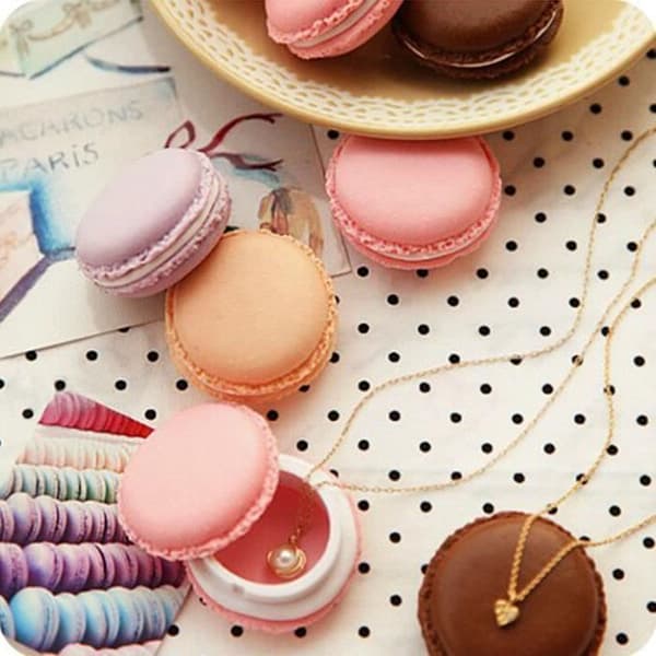 Opbevaringsboks - Pretty - Gul - Plastik - Diameter 4.5cm - Højde 2cm