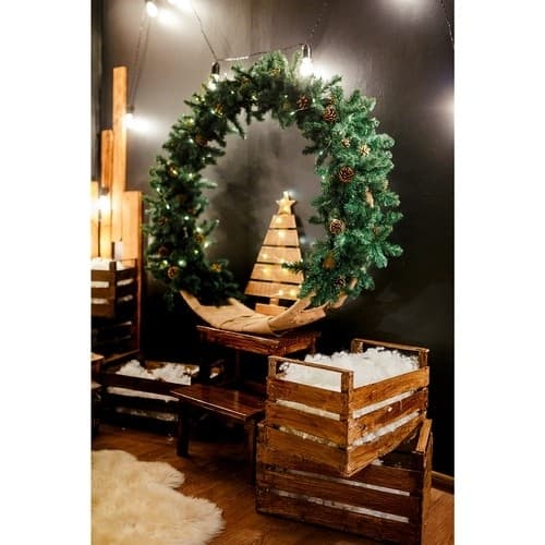 Eksklusiv julekrans 270cm - Holdbart plastikdesign