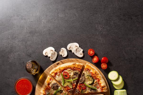 Bambus pizzaskjære- og serveringssett – 2 deler, rustfritt stålskjærer