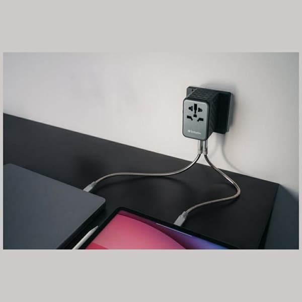 VERBATIM Universaladapter