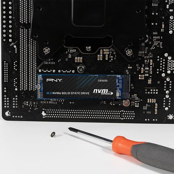PNY - CS1030 - Intern NVMe SSD - 2 To - M.2