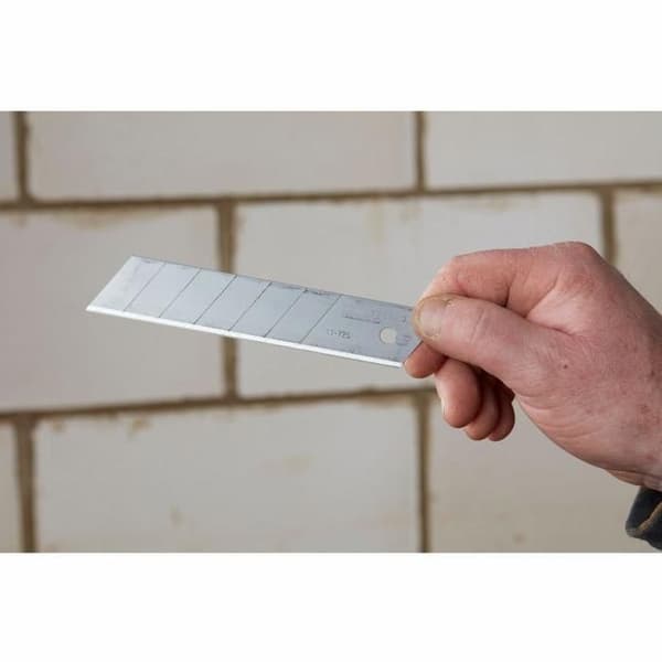 Lames - Stanley - LAME CUTTER STAN.25MM FATMA X20L - Mitat: 25 MM