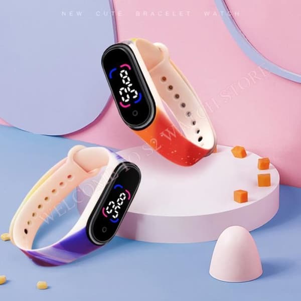 Smartwatch - YWEI - M6B - Bluetooth - Vandtæt - Blødt silikone