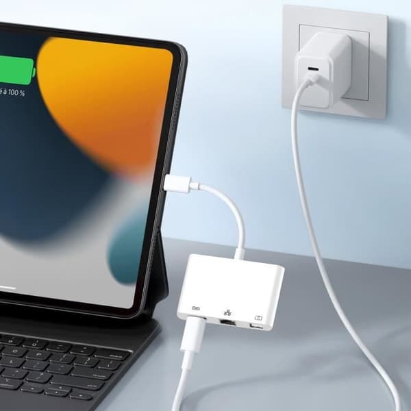 Lightning till Ethernet / USB-A / USB-C Adapter Kompakt Plug and Play Vit