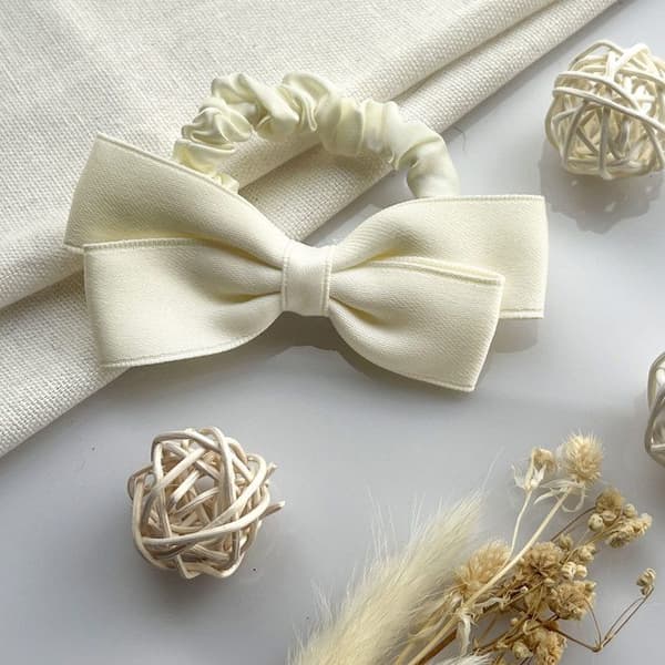 Chouchou - AVIZAR - Fluga - Satin - Vit - Elegant