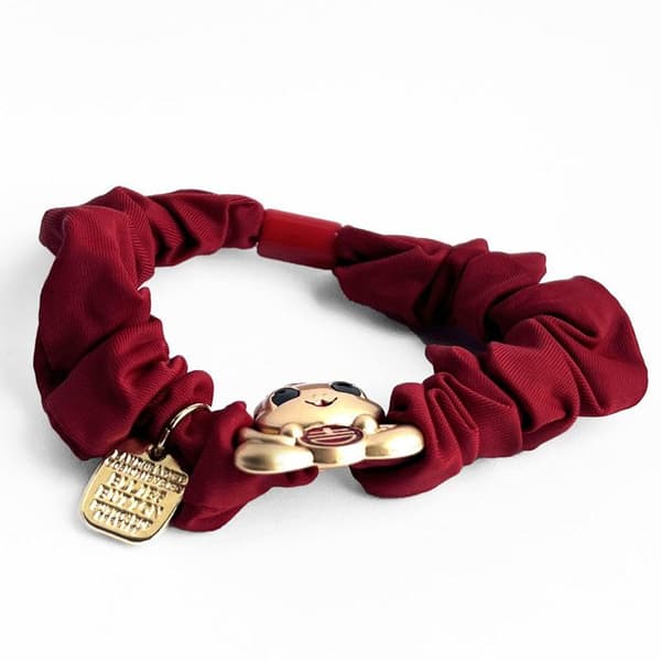 Satin Chouchou - AVIZAR - Leende Orm - Röd - Zodiak Charmar - Chic Elegans