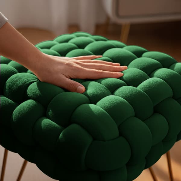 Akord Sittpuff Dotty Med Guldfärgade Ben Flaskgrön