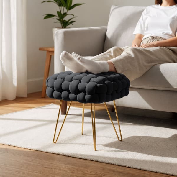 Akord Sittpuff Dotty Med Guldfärgade Ben Svart