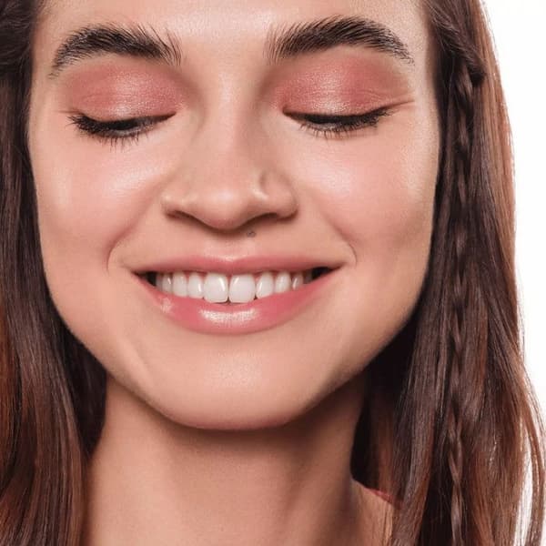 Essence - Kermas Eyeshadow - 01 Rose