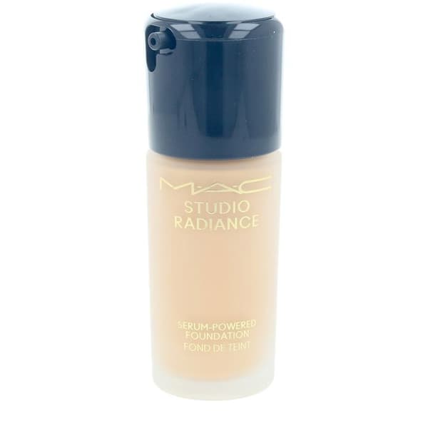 Flydende Foundation Studio Radiance Serum #NC20 30 ml