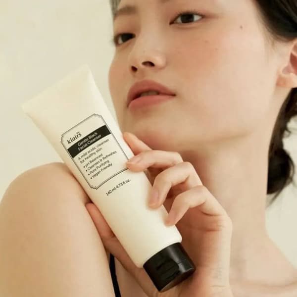 Mild ansigtsrens DOUX NOIR 140 ml