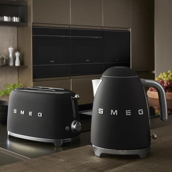 Smeg KLF03BLMEU elkedel Mat sort