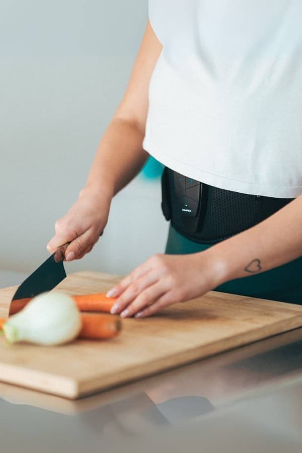COMPEX COREBELT 5.0 EMS MUSKELSTIMULATORBÄLTE - STORLEK S/M