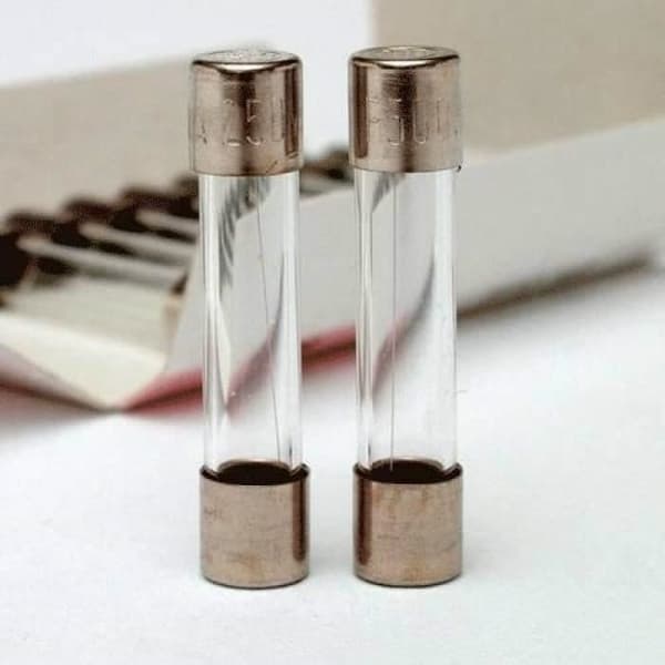 Glaspropp - Snabb - 5mm x 20mm - 250V - 8A - 10-pack