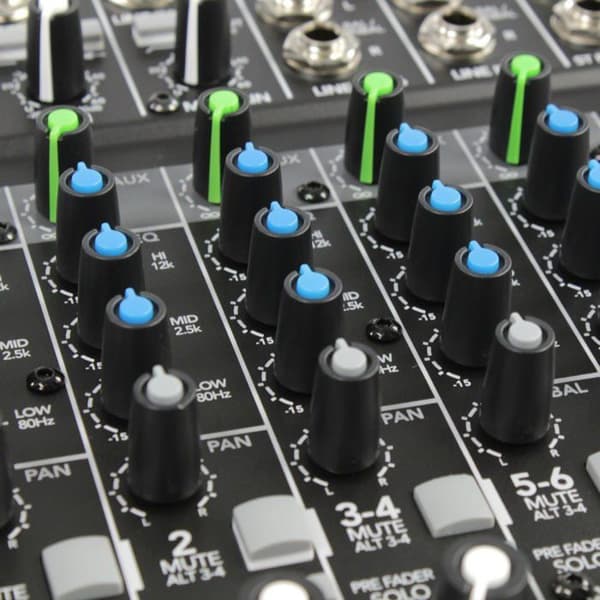 Mackie 802VLZ4 Analog mixer