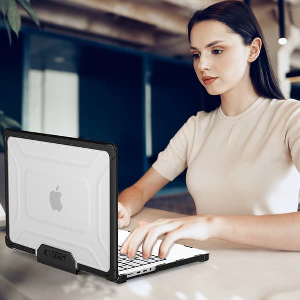 Tech-Protect Macbook Pro 14" Skal Smartshell - Svart/Clear