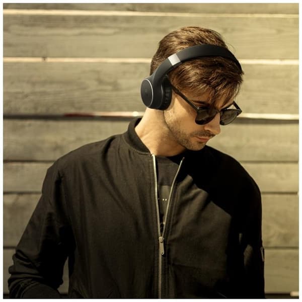 Motorola Over-Ear Hörlurar Bluetooth XT220