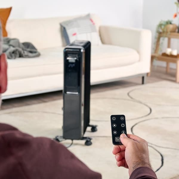 BLACK+DECK Öljylämmitin Digitaalinen 2000W Musta