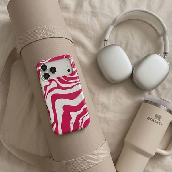 Tech-Protect Mobilskal till iPhone 18 Pro Max/17 Pro Max MagSafe - Flamingo