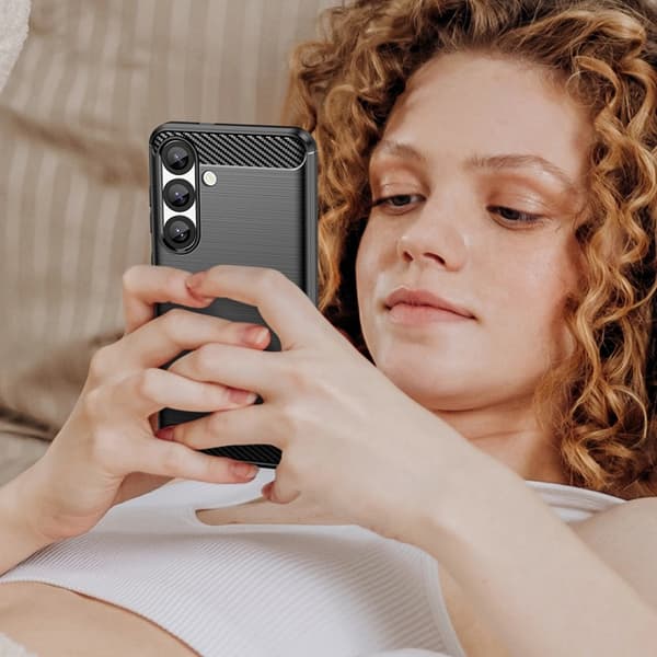 Google Pixel 10 Pro XL Carbon Silikoni - Musta