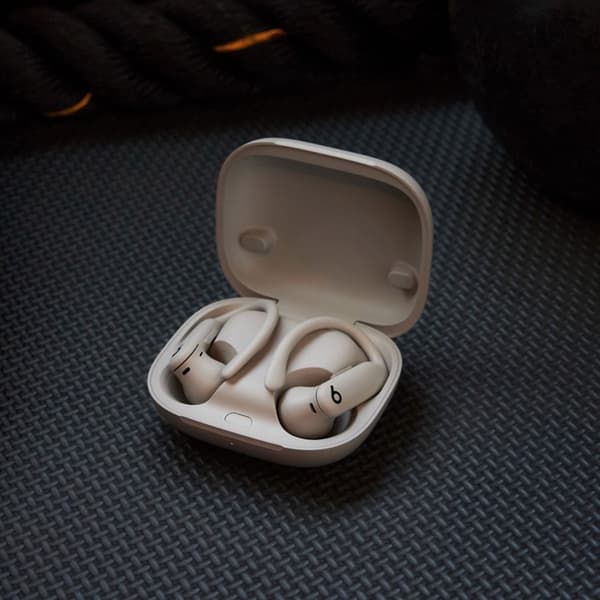 (NY) Apple Beats Powerbeats Pro 2 - Quick Sand