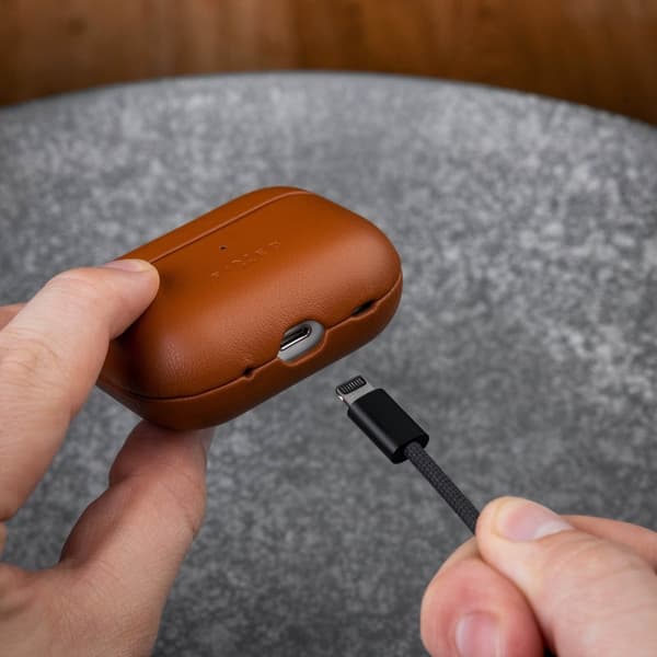FIXED Äkta läderfodral för Airpods 3 Brun