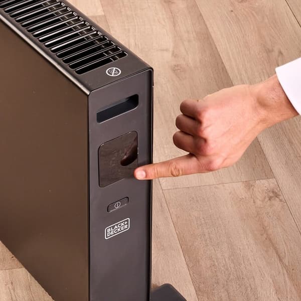 BLACK+DECK Konvektorilämmitin 2000W Digitaalinen Musta